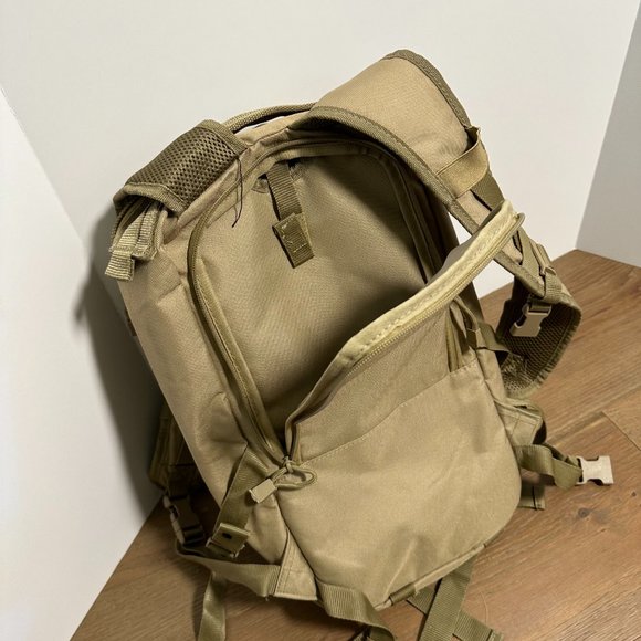 Fieldline Surge Tactical Hydration Backpack, USED ONCE - Picture 7 of 9